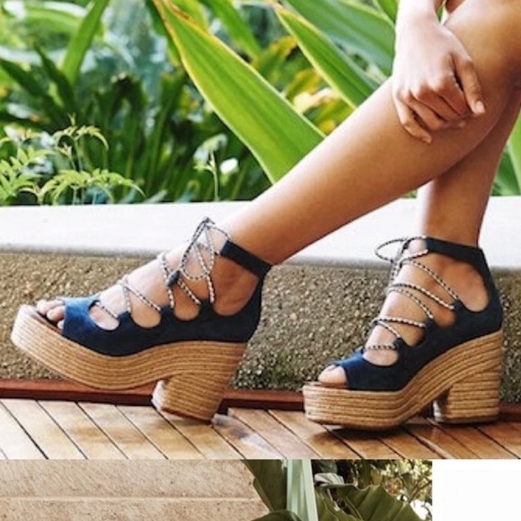 Tory Burch Positano lace-up platform espadrille sandal in blue suede - Picture 10 of 10